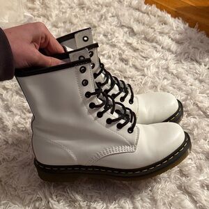 White Doc Martens - Worn Once! W Size 9